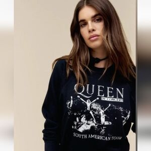 NWT Designer DAYDREAMER QUEEN SOUTH AMERICA TOUR 🖤